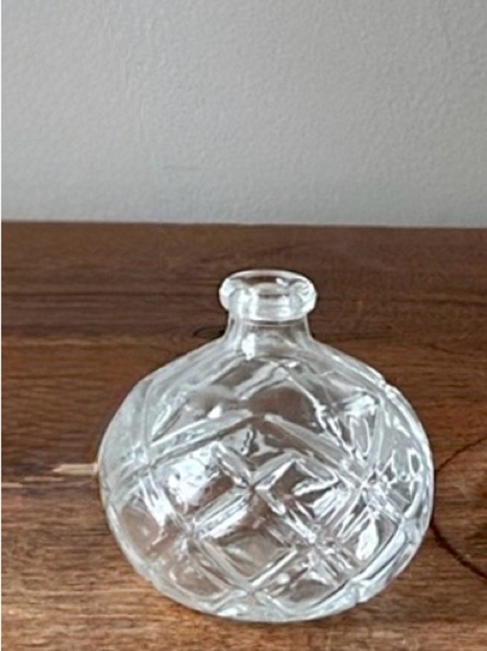 VTG Cut Glass Oil Diffuser Round Vase Plant Propagation Mini Jar Decor Display
